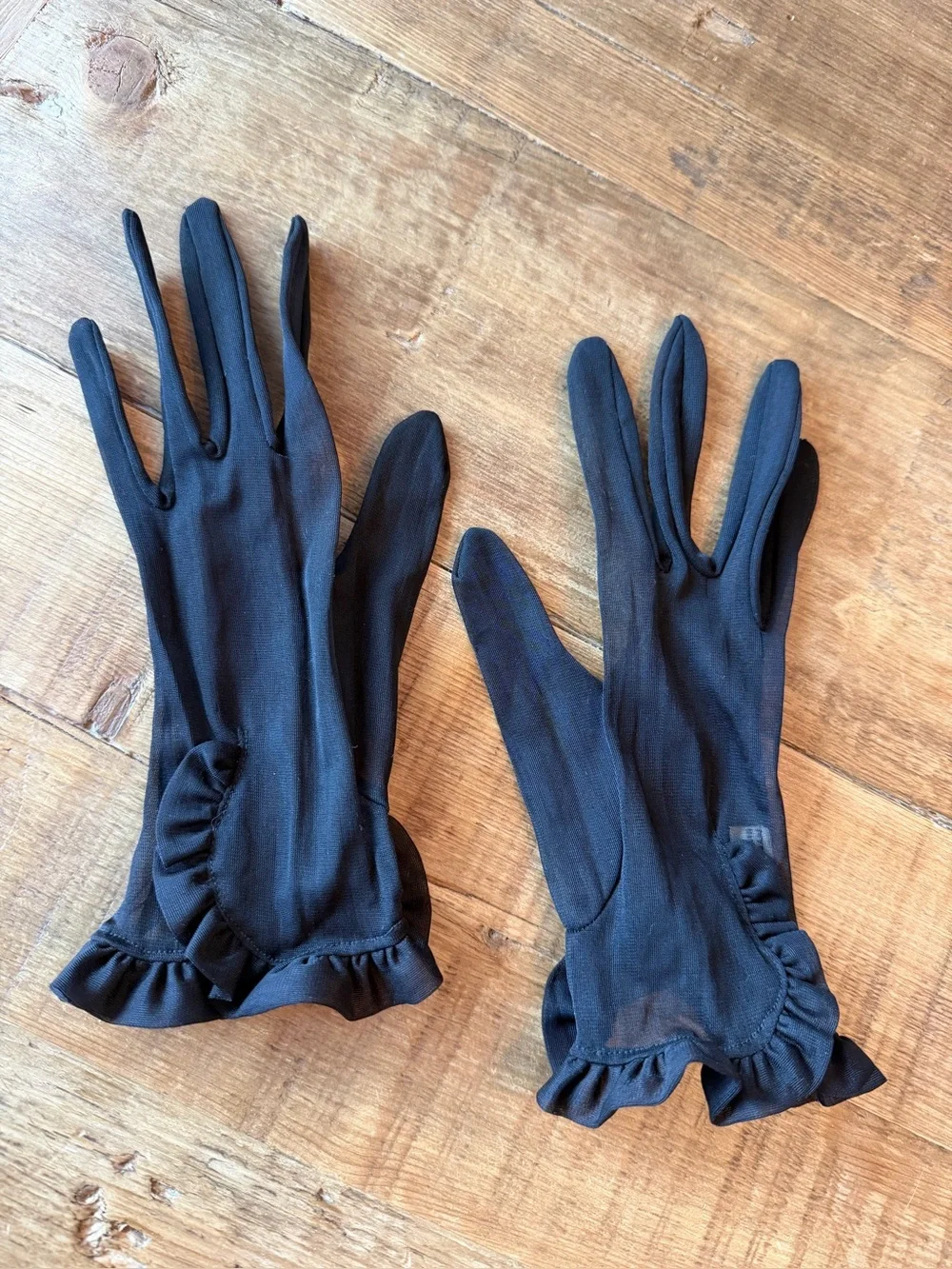 Vintage Fownes Sheer Nylon Black Ruffle Cuff Gloves. Women’s 6/XS USA 50’s 60’s